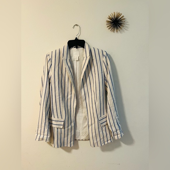 H&M Blazer - Picture 1 of 4